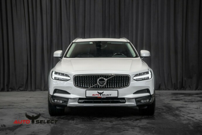 volvo-v90-cross-country-diesel-2017-big-4