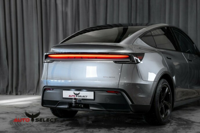 tesla-model-y-elektrisitet-2025-big-15