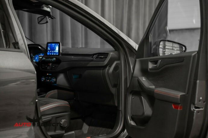 ford-kuga-elektrisitetbensin-2020-big-15