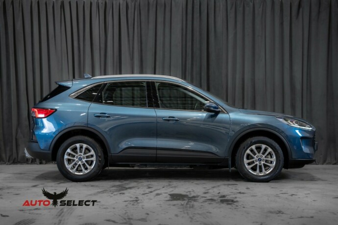 ford-kuga-elektrisitetbensin-2022-big-11
