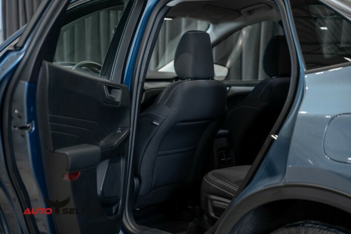 ford-kuga-elektrisitetbensin-2022-big-14
