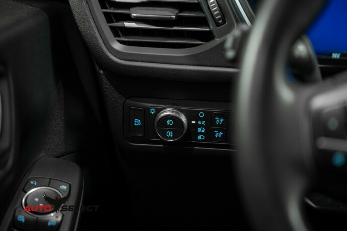 ford-kuga-elektrisitetbensin-2022-big-25