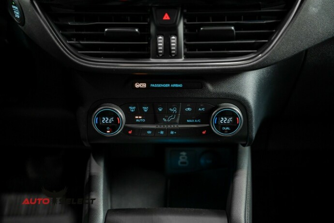 ford-kuga-elektrisitetbensin-2022-big-31