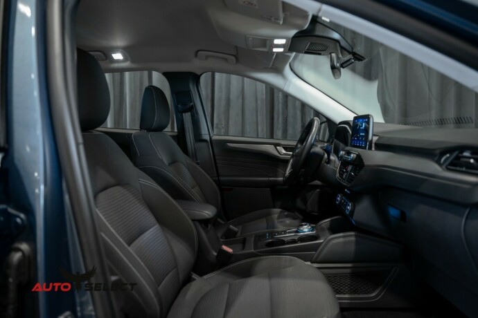 ford-kuga-elektrisitetbensin-2022-big-18