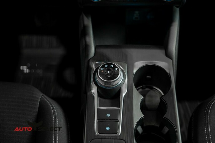 ford-kuga-elektrisitetbensin-2022-big-32