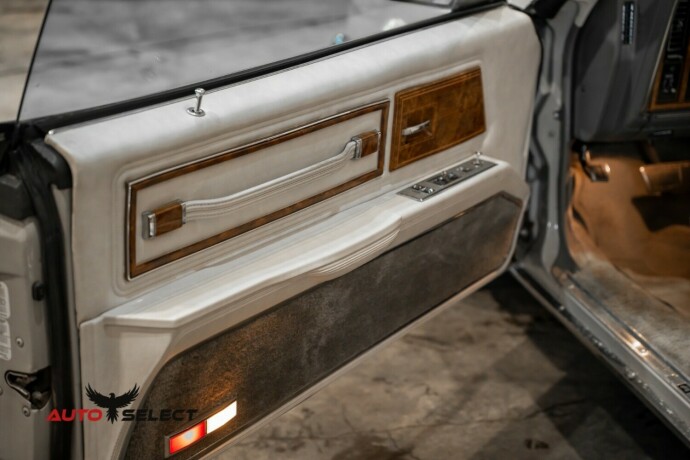 buick-riviera-bensin-1980-big-16