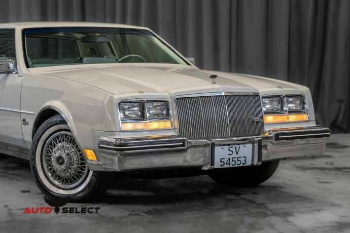 buick-riviera-bensin-1980-big-1