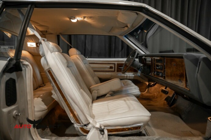 buick-riviera-bensin-1980-big-13