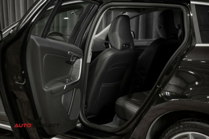 volvo-v60-diesel-2013-big-16