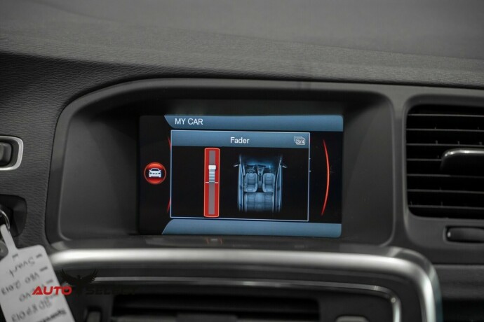 volvo-v60-diesel-2013-big-36
