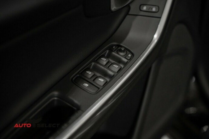 volvo-v60-diesel-2013-big-20