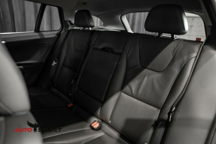volvo-v60-diesel-2013-big-18