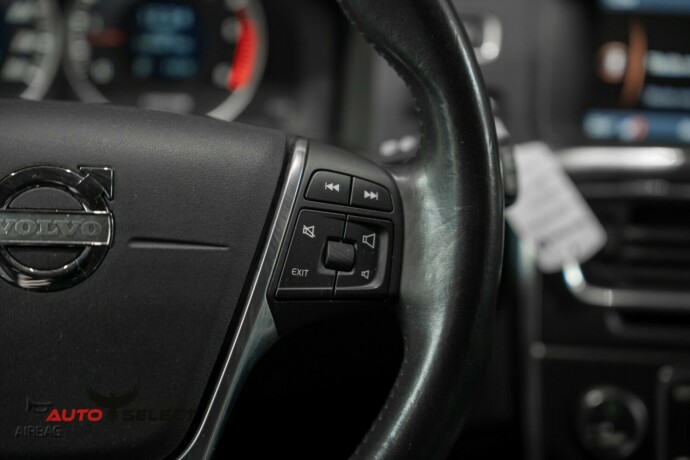 volvo-v60-diesel-2013-big-28