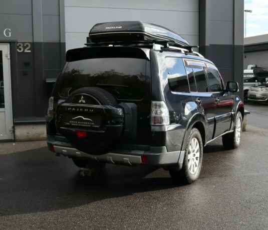 mitsubishi-pajero-diesel-2007-big-3