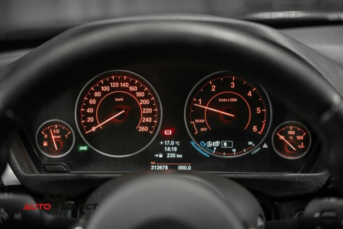 bmw-320d-diesel-2013-big-28