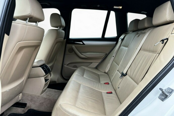 bmw-x3-diesel-2012-big-25