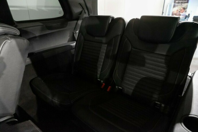 mercedes-benz-gls350-d-diesel-2016-big-10