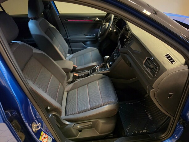 volkswagen-t-roc-bensin-2020-big-16