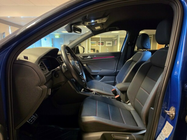 volkswagen-t-roc-bensin-2020-big-23