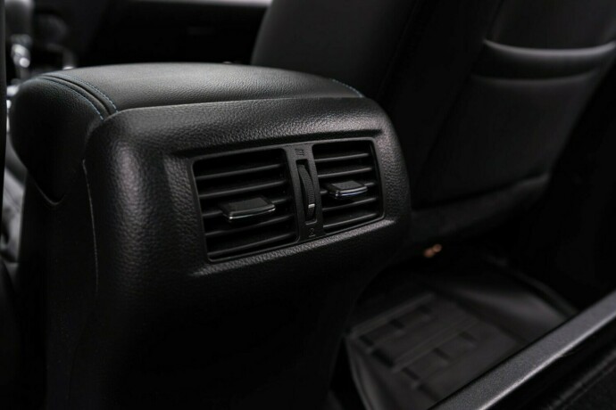 nissan-navara-diesel-2021-big-36