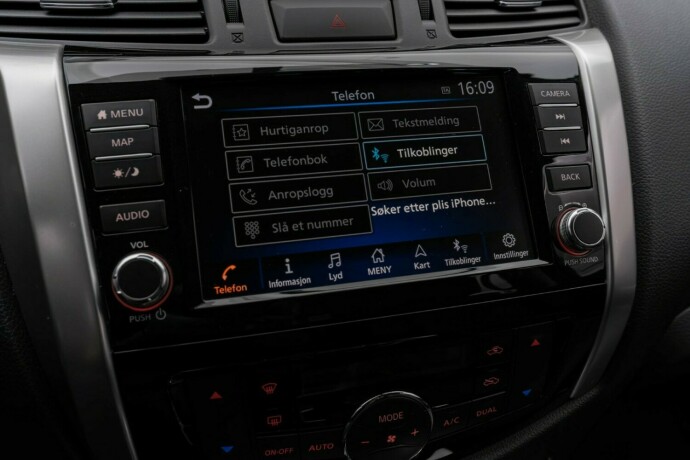 nissan-navara-diesel-2021-big-31