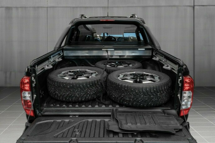 nissan-navara-diesel-2021-big-40