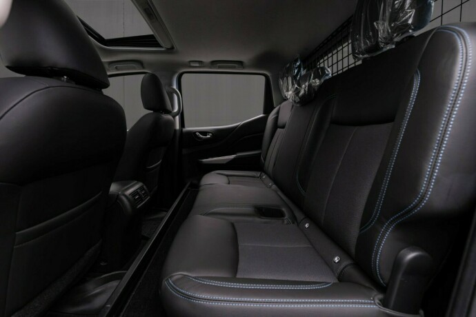 nissan-navara-diesel-2021-big-35