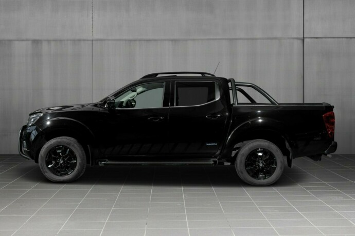 nissan-navara-diesel-2021-big-13