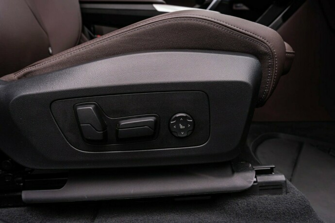bmw-ix1-elektrisitet-2025-big-38