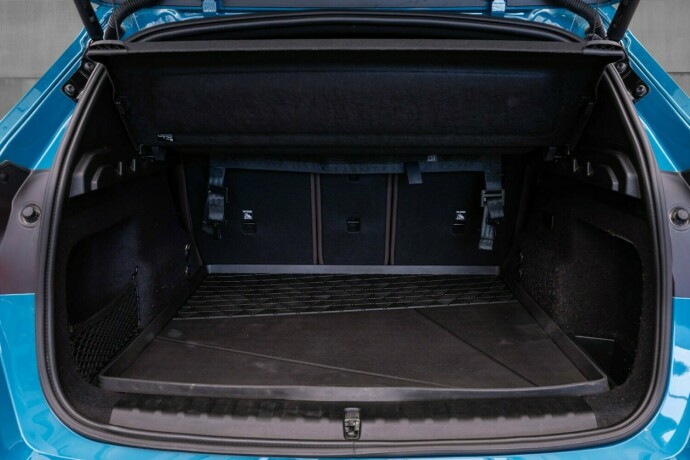 bmw-ix1-elektrisitet-2025-big-40