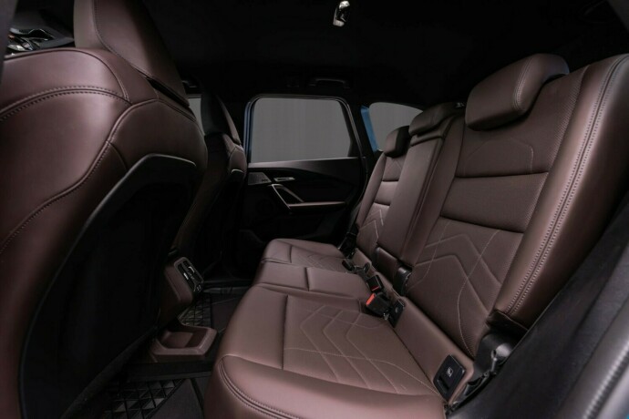 bmw-ix1-elektrisitet-2025-big-34