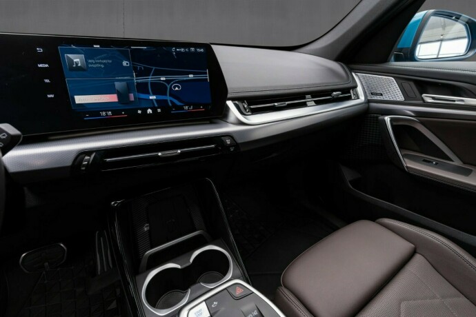 bmw-ix1-elektrisitet-2025-big-19