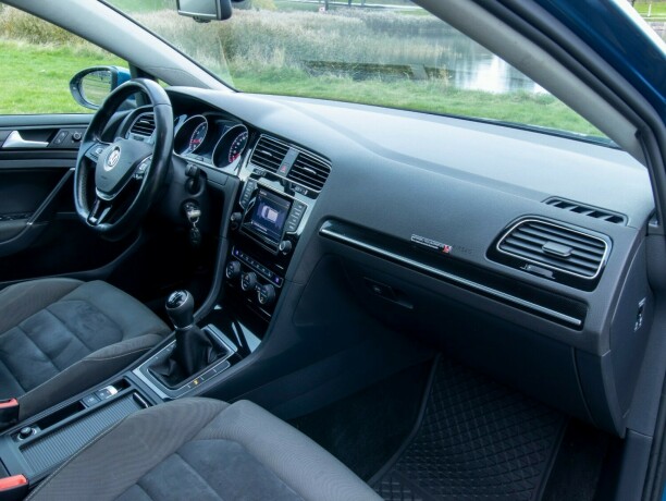 volkswagen-golf-vii-bensin-2014-big-43