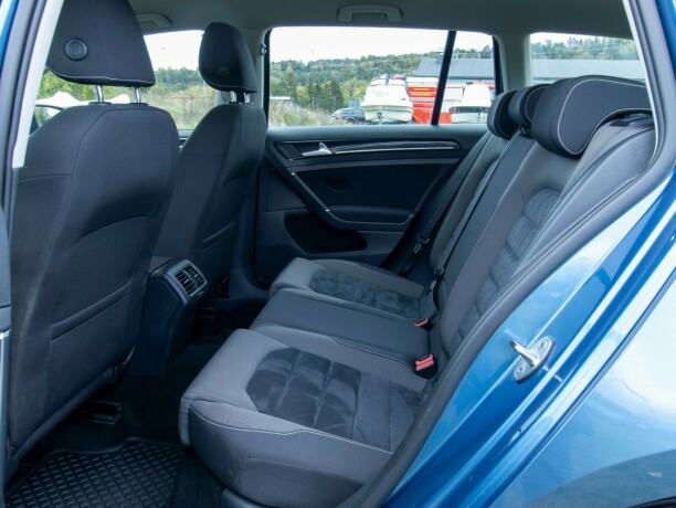 volkswagen-golf-vii-bensin-2014-big-41