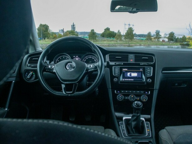 volkswagen-golf-vii-bensin-2014-big-36