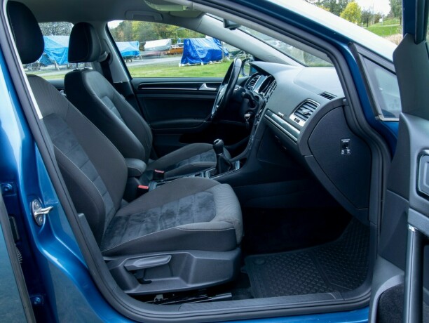 volkswagen-golf-vii-bensin-2014-big-44