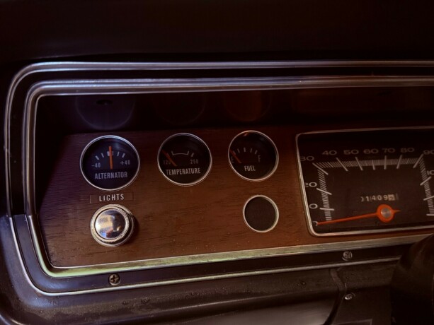 plymouth-andre-bensin-1972-big-30