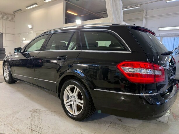mercedes-benz-e200-diesel-2012-big-4