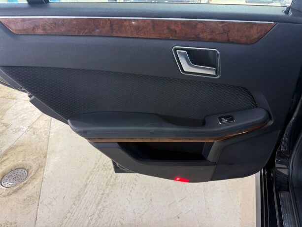 mercedes-benz-e200-diesel-2012-big-26