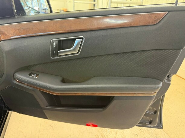 mercedes-benz-e200-diesel-2012-big-20