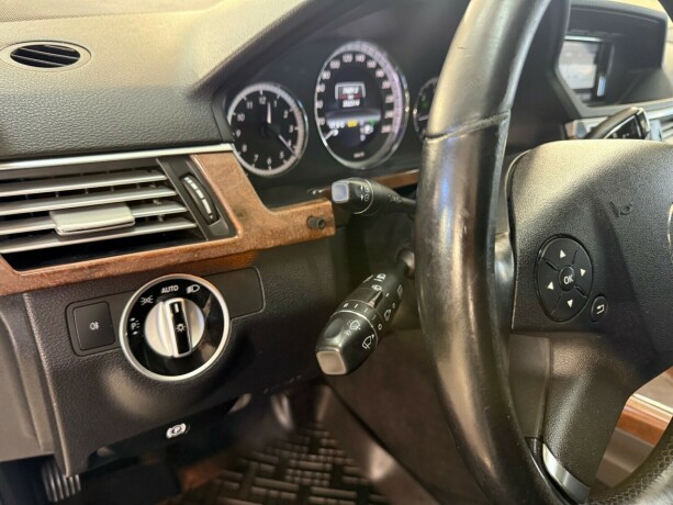 mercedes-benz-e200-diesel-2012-big-19