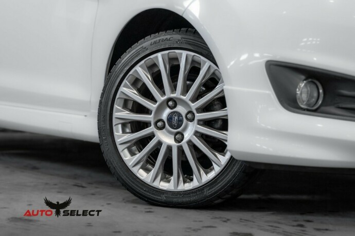 ford-fiesta-bensin-2015-big-2