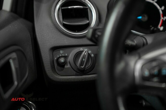ford-fiesta-bensin-2015-big-29