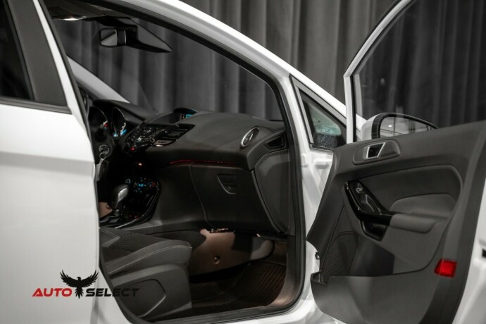 ford-fiesta-bensin-2015-big-14