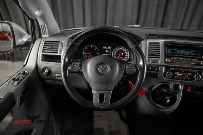 volkswagen-caravelle-diesel-2013-big-20