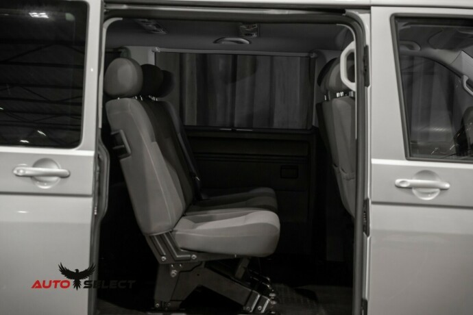 volkswagen-caravelle-diesel-2013-big-11