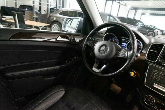 mercedes-benz-gle350-d-diesel-2016-big-7