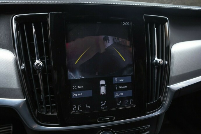 volvo-v90-diesel-2019-big-18