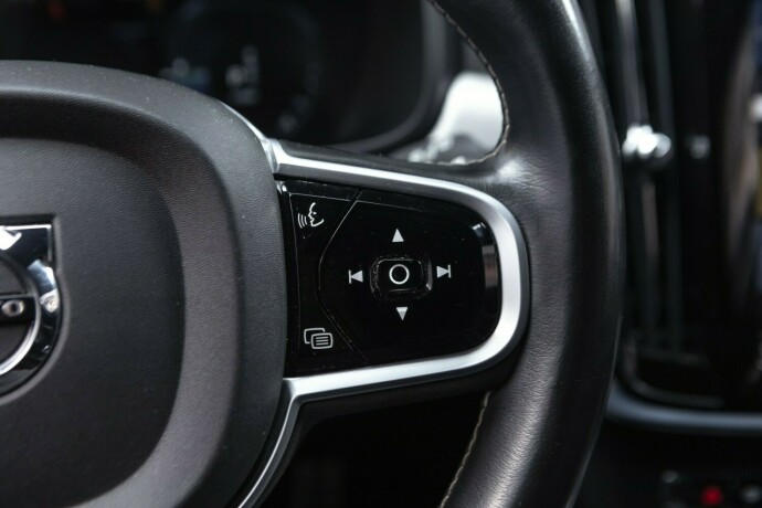 volvo-v90-diesel-2019-big-13