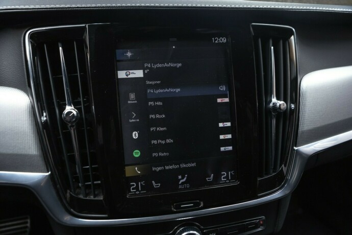 volvo-v90-diesel-2019-big-17